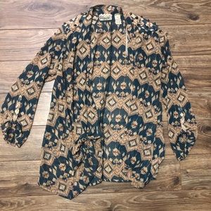 Pattern silky top